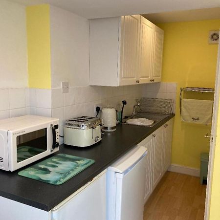 Studio Annexe With Separate Shower Room Broadhempston Buitenkant foto